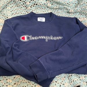 Champion NAVY BLUE crew neck sweater size xl